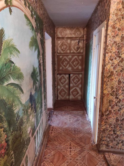 Продається двокімнатна квартира по вулиці Тищика!