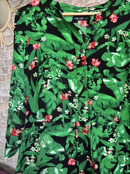 Sukienka w kwiaty 42 xl vs
