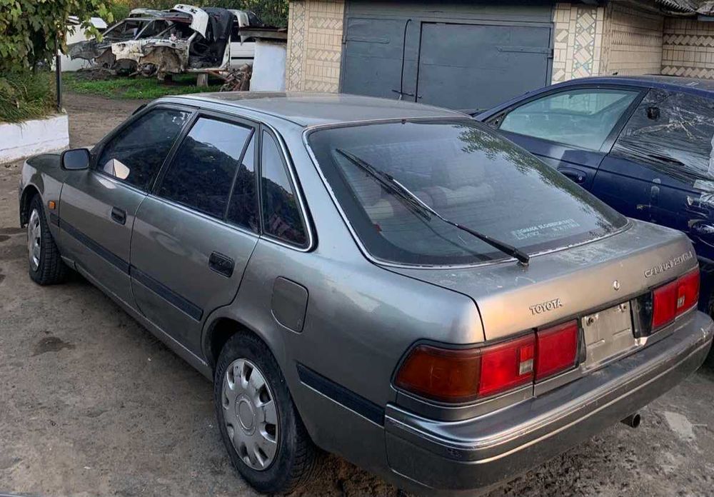 Запчасти Toyota carina 2
