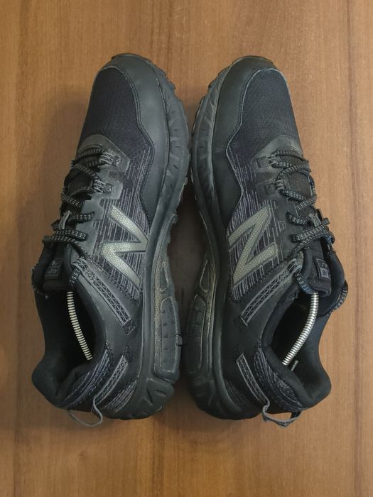 Кросівки спортивні чоловічі трекінгові New Balance 401 V6 45.5 розмір