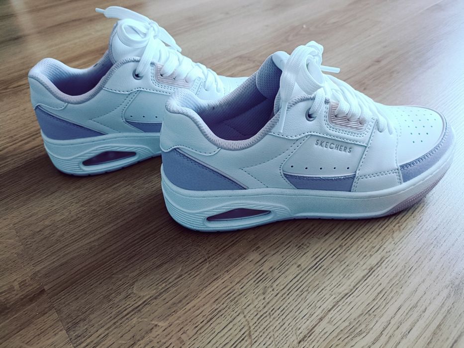 Sneakersy Skechers Uno Court damskie
