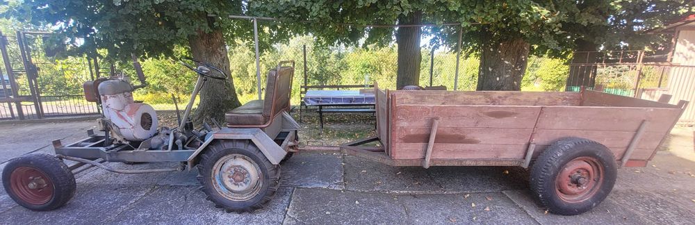 Ciągnik rolniczy esiok papaj 7kM plus dwie przyczepy