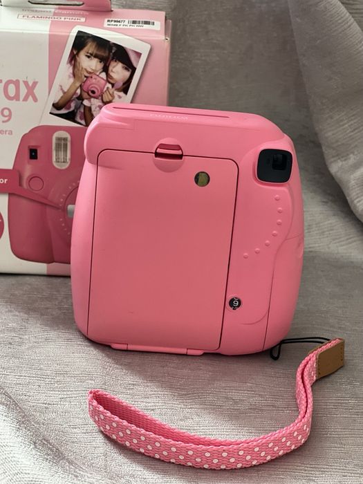 Instax Mini 9 — з чохлом та картриджем