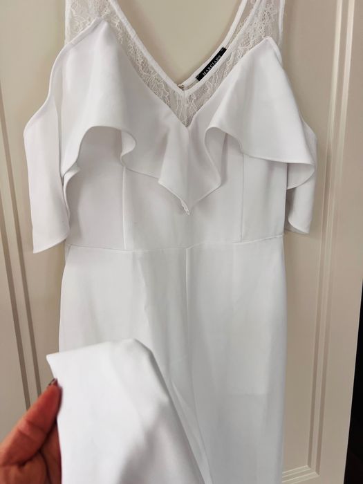 Ekskluzywny Biały Kombinezon Marciano by Guess – Model Athena