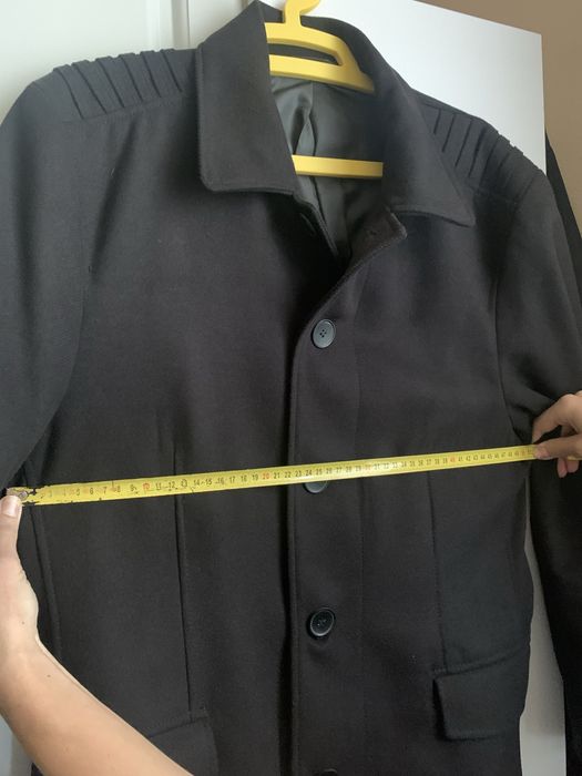 Осіннє чоловіче пальто від VD one розміру XL