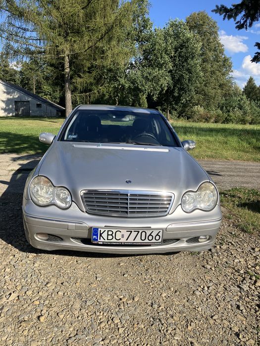 Mercedes  Benz C
