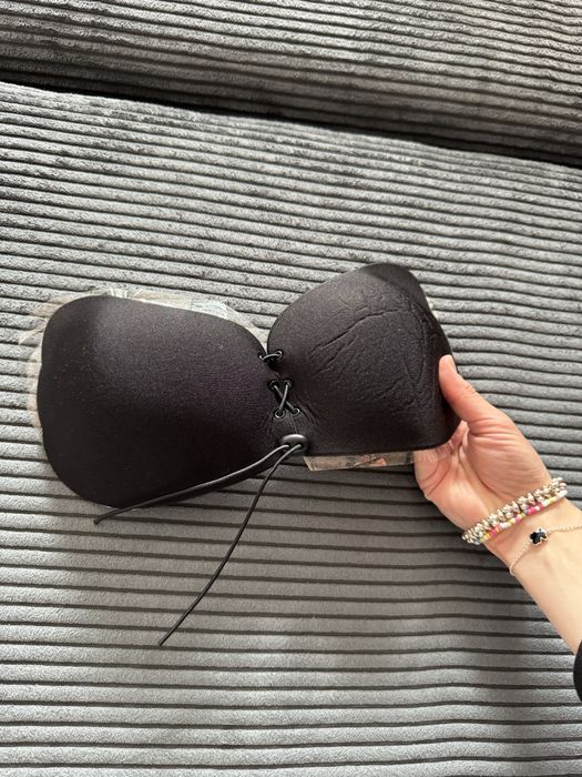 Biustonosz bez ramiączek