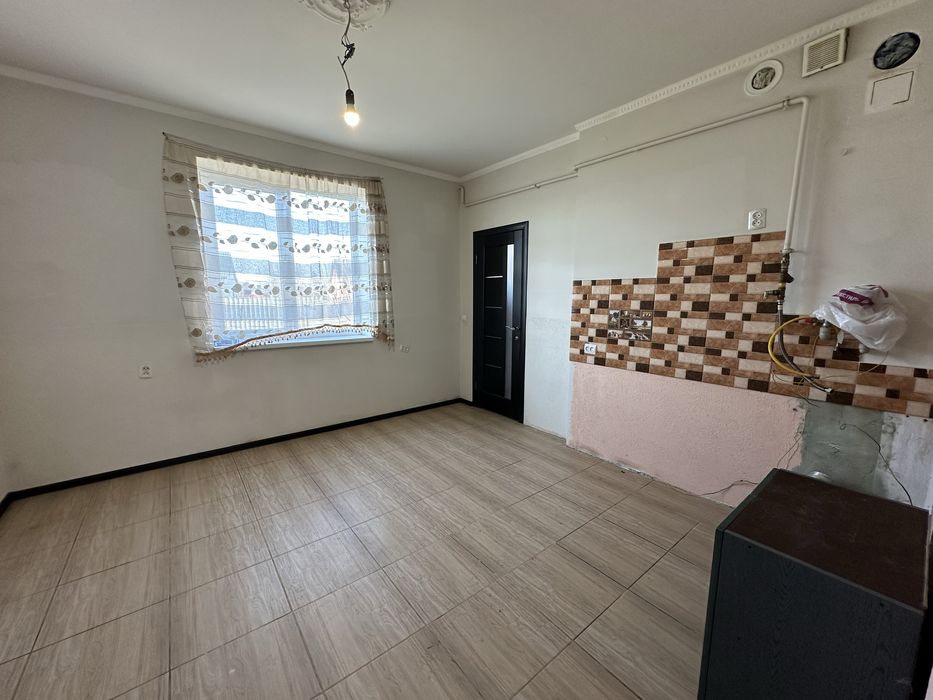 Продаж окремостоячого будинку в Оброшине