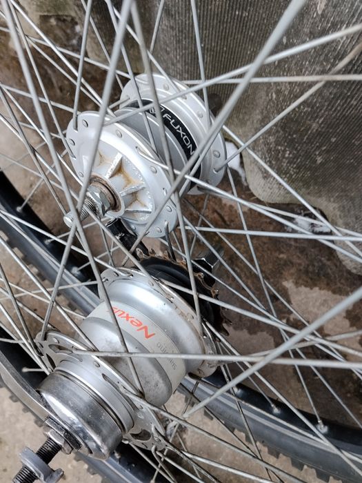 Колесо 26 с планетарной втулкой Shimano Nexus  7 передач  ,динамовтулк