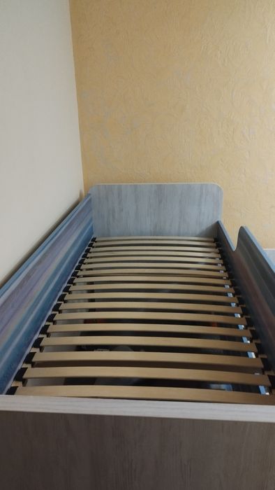 Ліжко двохрівневе незалежне