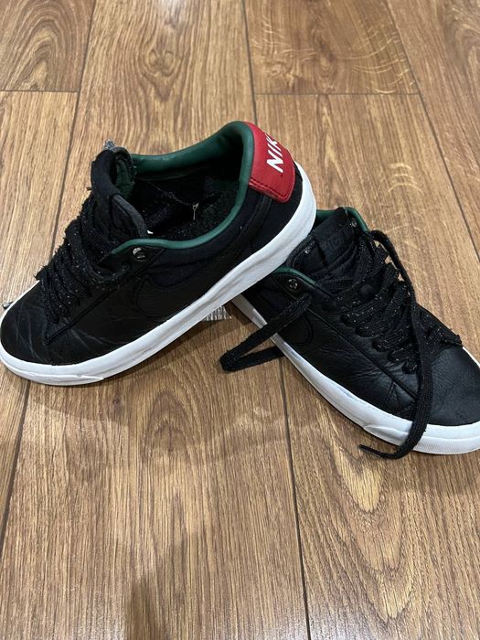 Продам дитячі кросівки