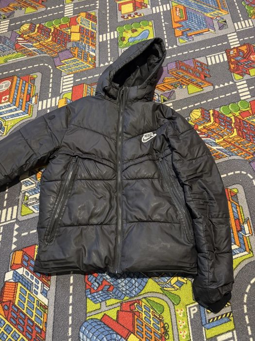 Курточка найк(Nike)