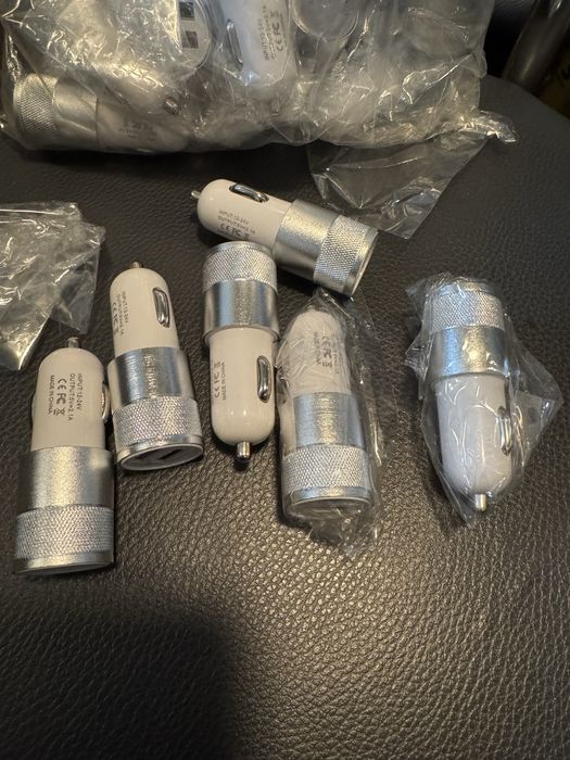 Зарядное устройство USB в прикуриватель