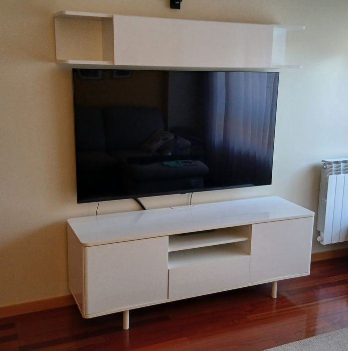 Movel TV - Lacado branco 160cm