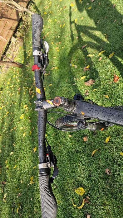 Rower Cube Aim Pro MTB 16' na kole 27 5