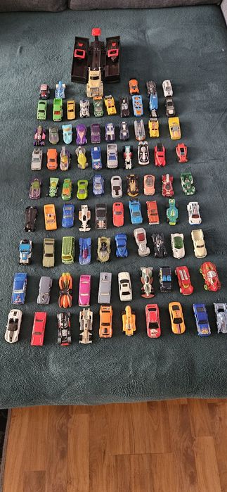 Sprzedam autka hotwheels