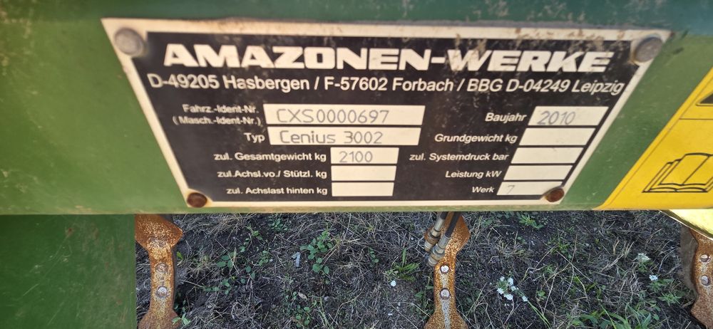 сільськогосподарська Amazone Cenius 3002