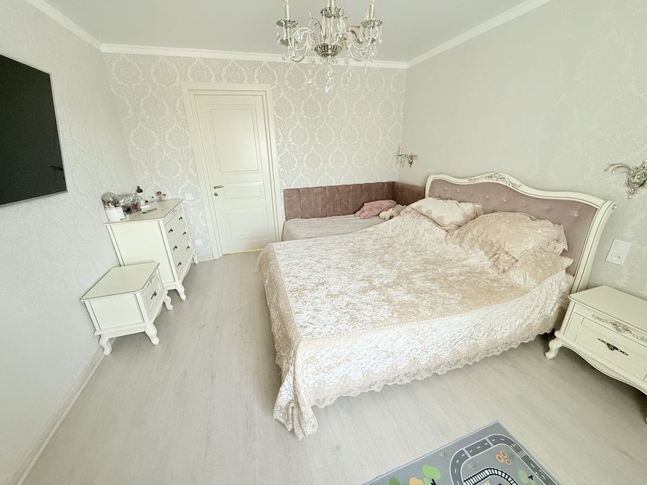 Продаж  2-к квартири на вул. Артилерійська, р-н Центральний.