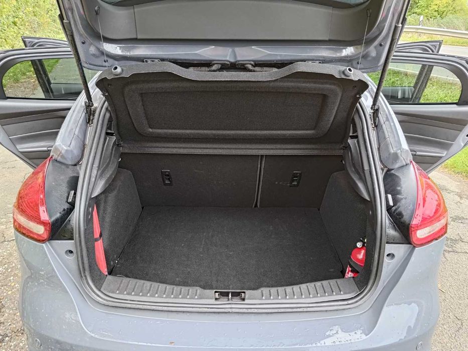 Ford Focus 2.0 EcoBoost ST c/ Pack Pele Exclusiva