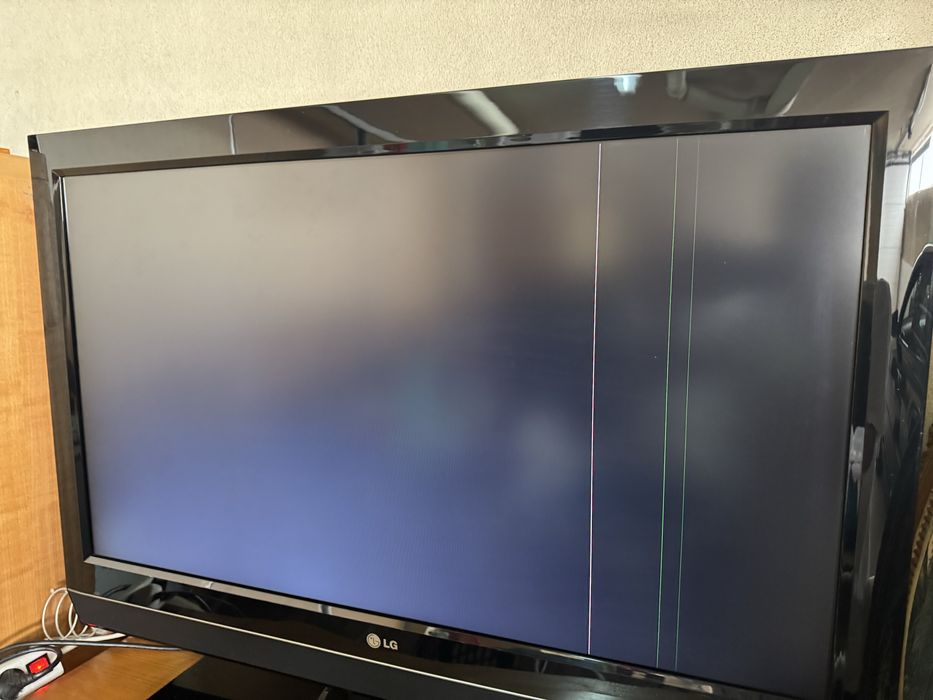 Televisão LG com comando