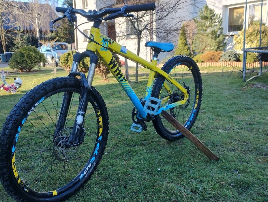 Rower dirt Kellys whip 30