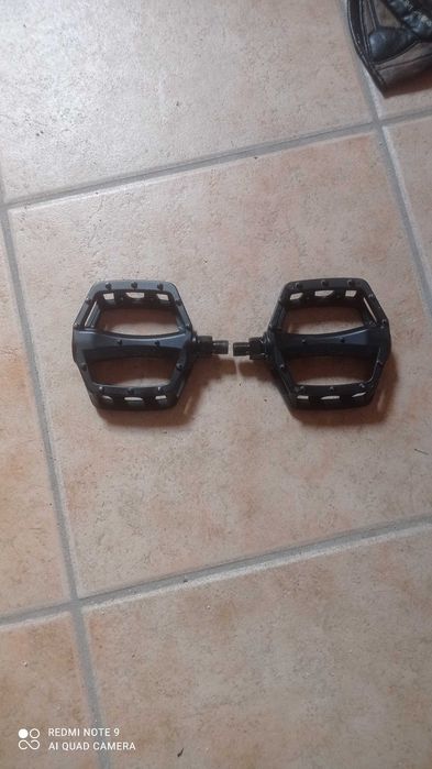 Pedais de bicicleta