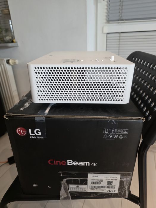 Projektor LG HU70LS