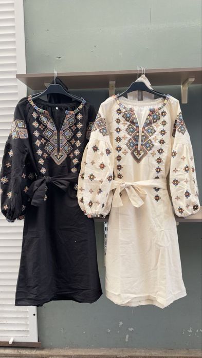 Вишиванки парні, чоловічі і жіночі