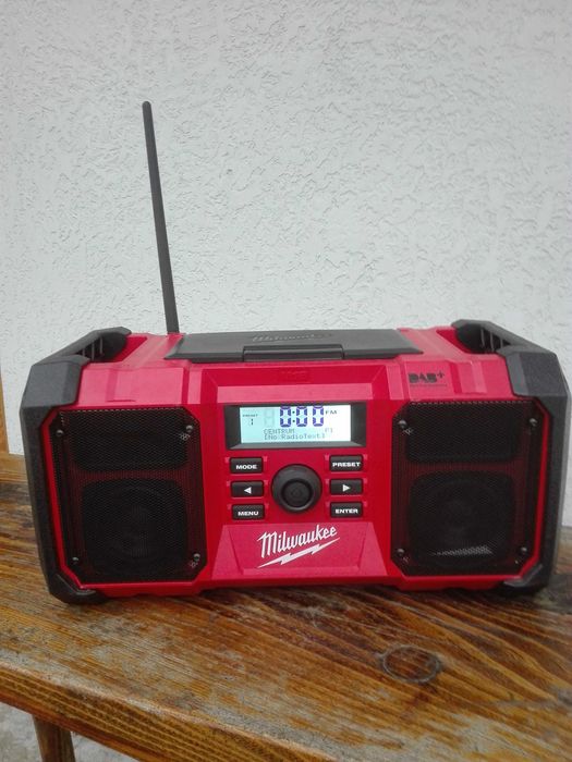 Radio  Milwaukee M18 JSRDAB +