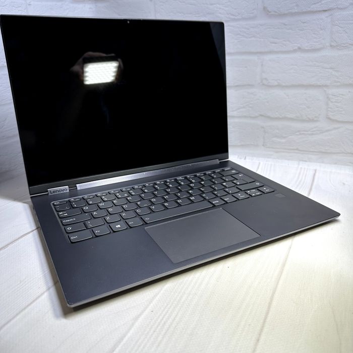 Продам ноутбук Lenovo Yoga C930 | i7-8550U | SSD М2 512GB | DDR4 8GB в гарному стані
 NFC в гарному стані