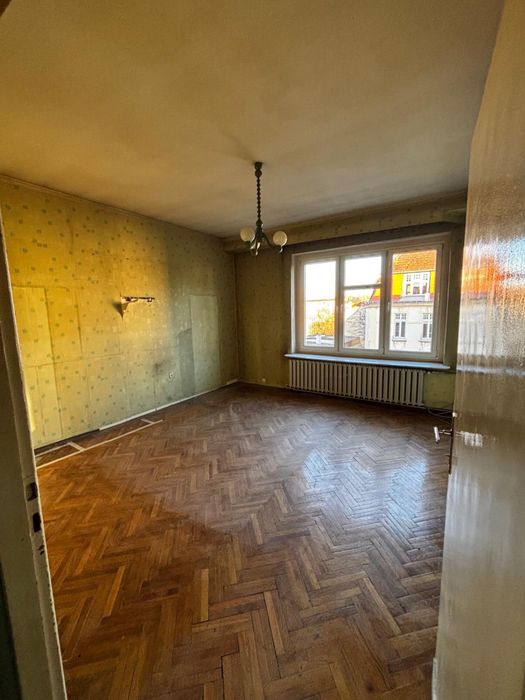 Mieszkanie na sprzedaż. Kamienica na Jeżycach.