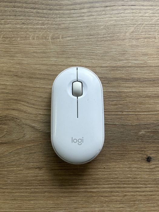 Myszka bezprzewodowa Logitech Pebble M350 bt i paluch usb