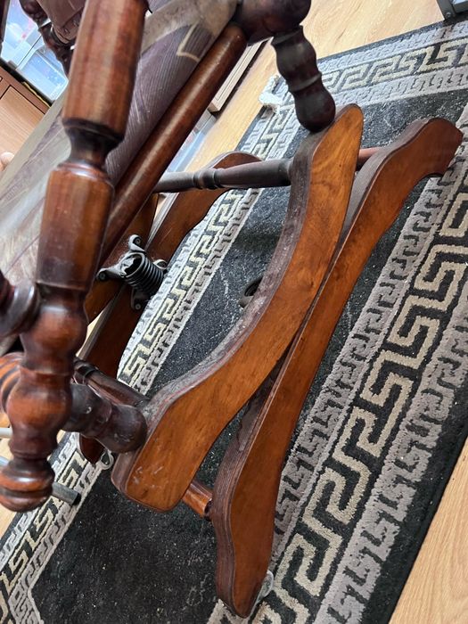 Antyczny zabytkowy fotel bujany