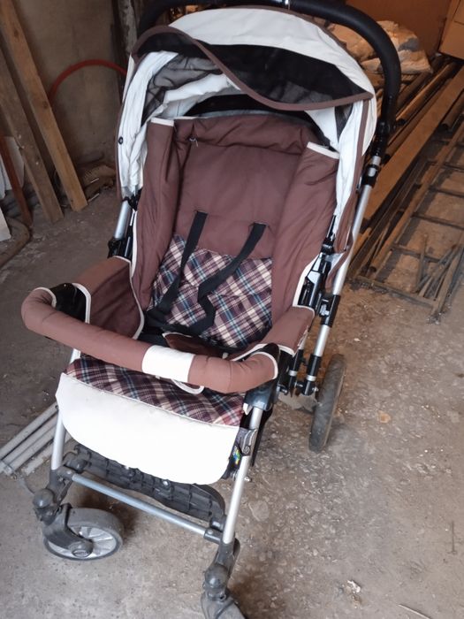 Детская коляска в отличном состоянии
