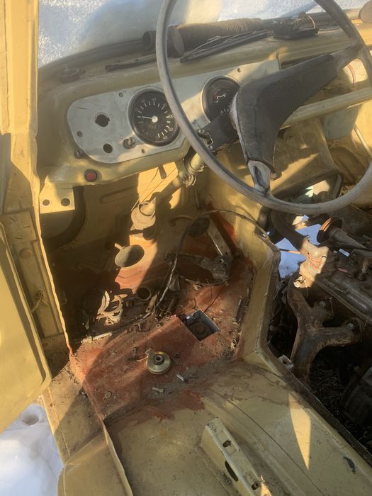 Продам кузовні деталі баркаса