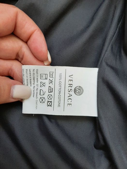 Куртка версачи    .