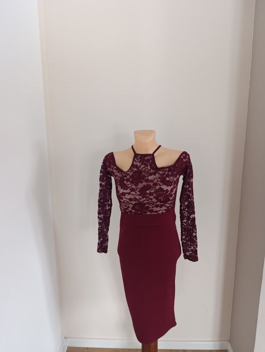 Sukienka koronkowa koktajlowa elegancka kobieca XS s m boohoo