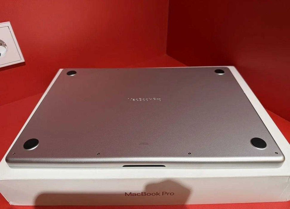 macbook m4 pro 48gb - купить ноутбуки - Цена на OLX.ua