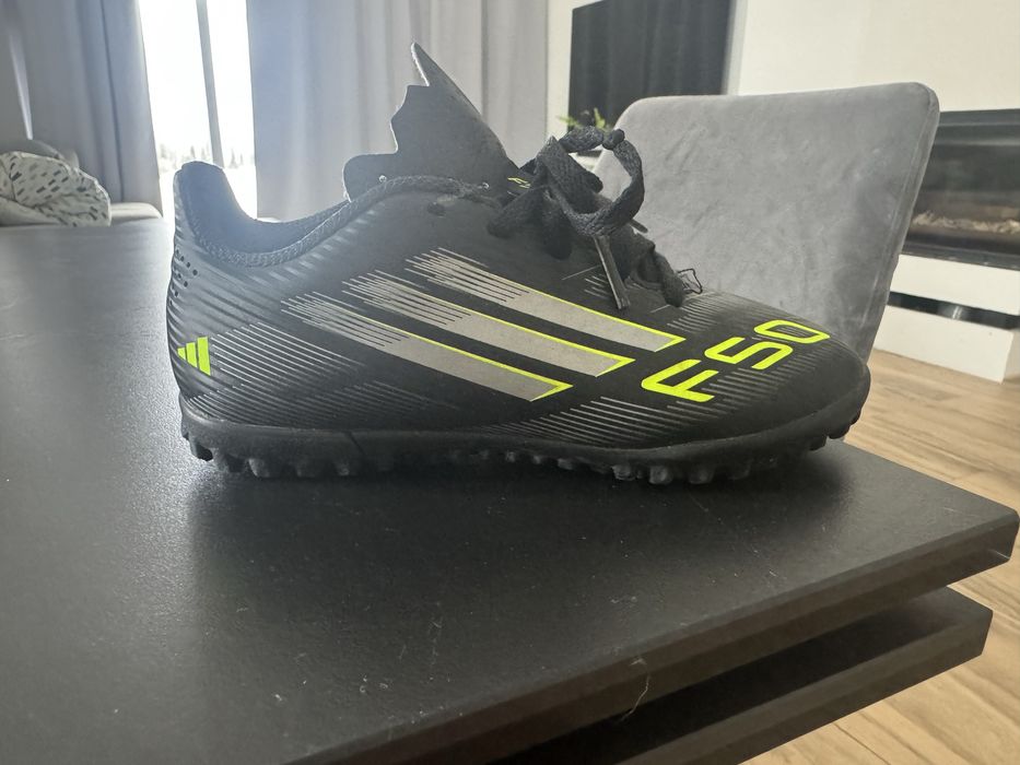 Buty do piłki nożnej