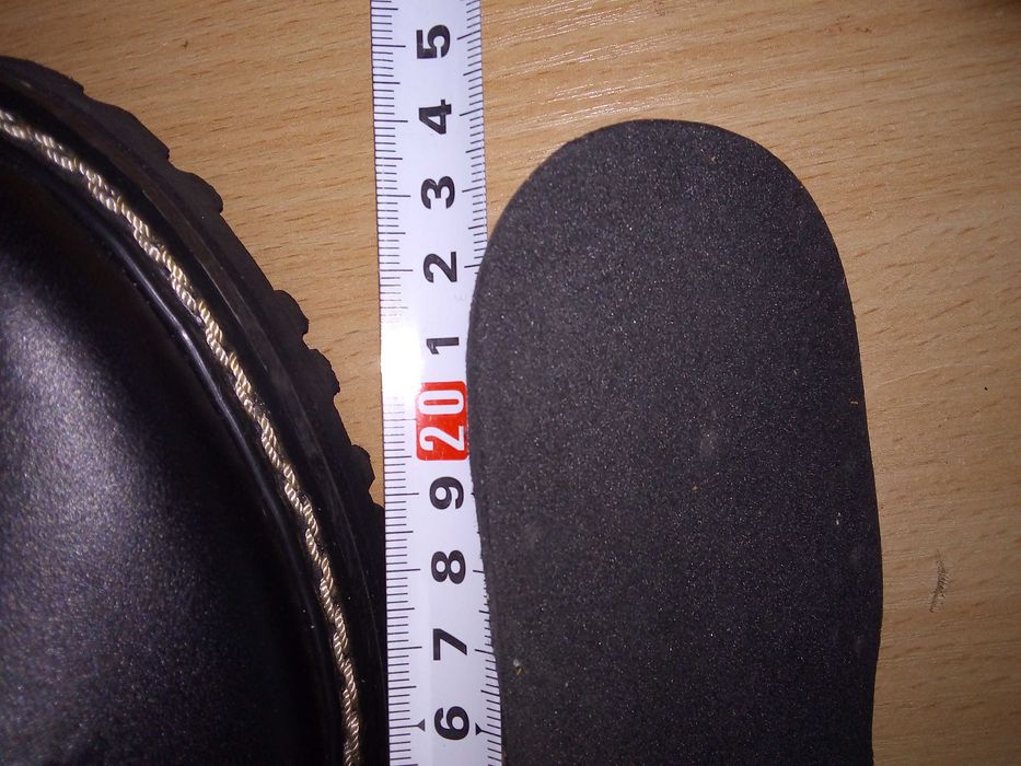 Жіночі черевики (берці)