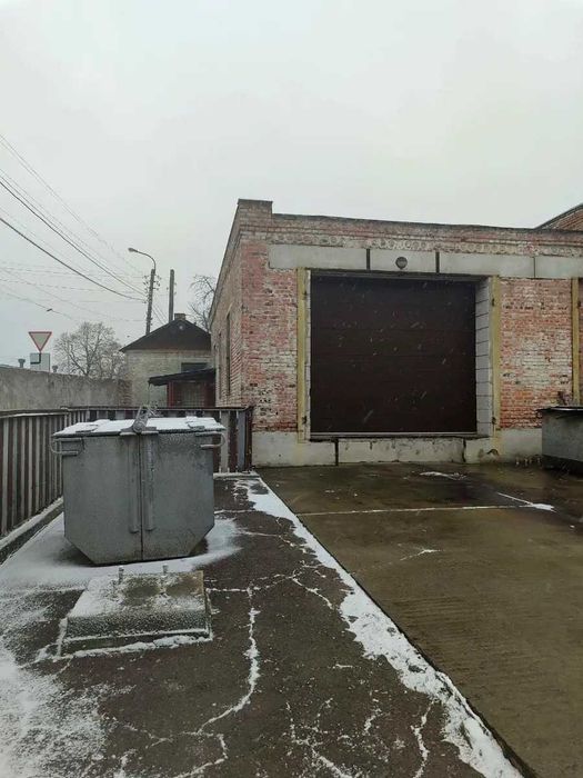 Продам виробничо - складськi примiщення по вул. Попова