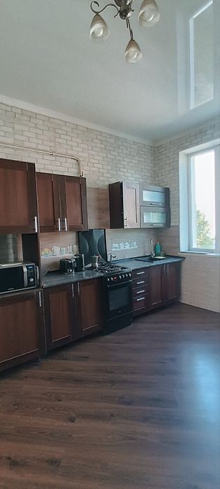продається 2 кімнатна квартира