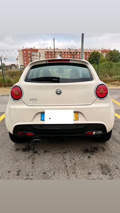 Carro - Alfa Romeo Mito