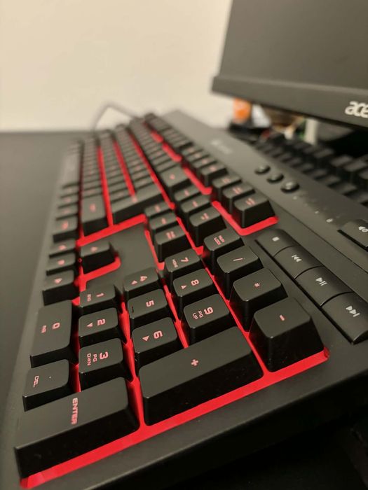 Klawiatura gamingowa CORSAIR K55 RGB