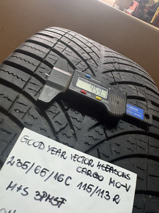 1x 235/65R16C 115/113R GOODYEAR VECTOR 4SEASONS CARGO opona wielosezon M+S 3PMSF MO-V