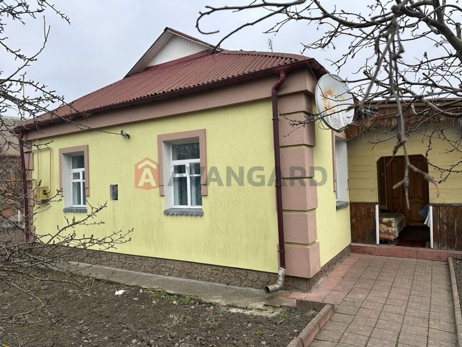 Продаж будинку в центрі міста Деражня. Програма Є-Відновлення