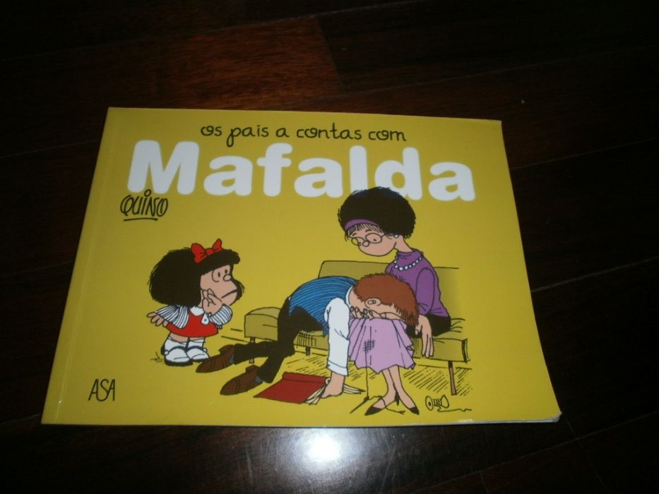 Sortido de livros de bolso