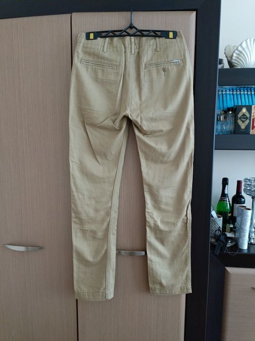 Męskie spodnie chinos Levi’s Strauss & Co W28 L32 beżowe