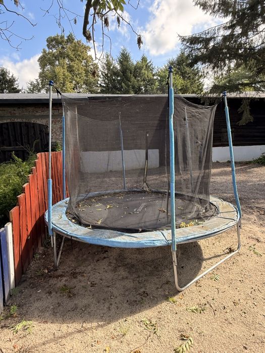 Trampolina ogrodowa