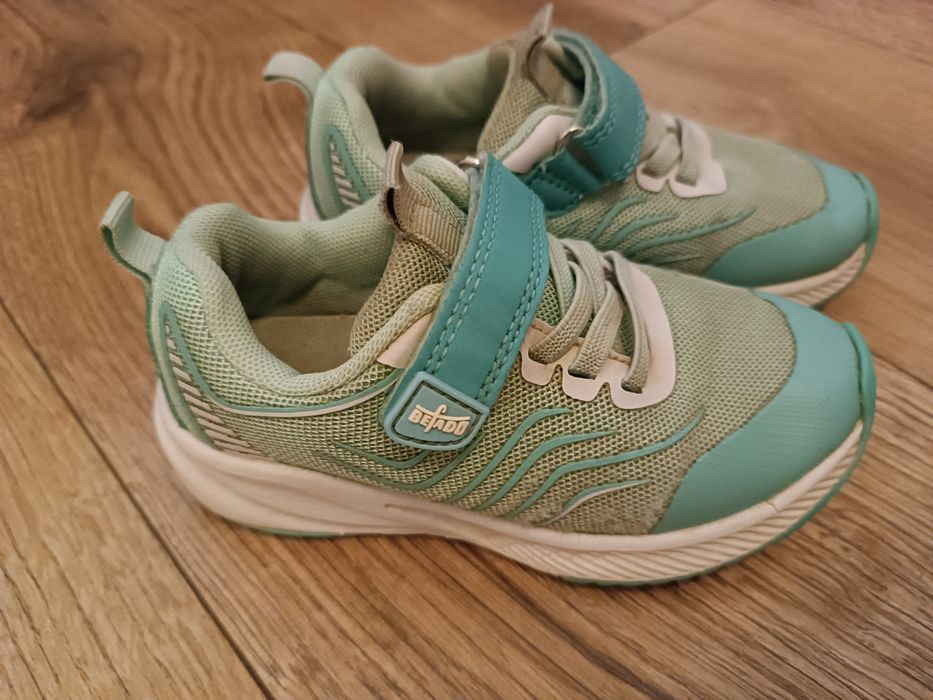 Adidasy befado zielone dziewczynka r.26, dl.wkl. 17